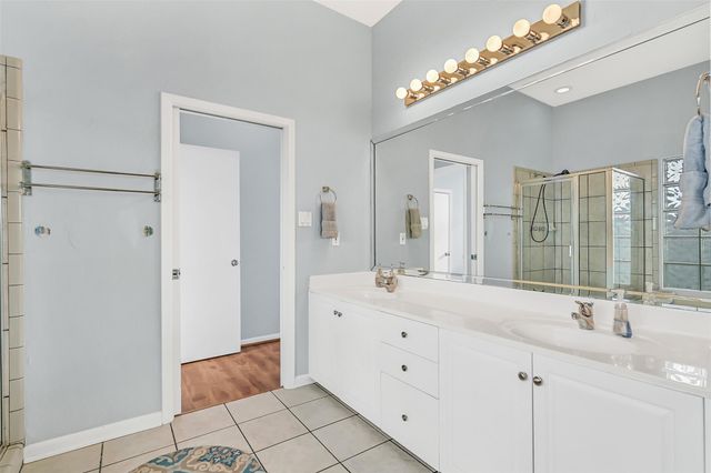 13339 Binnacle Way, Galveston, TX 77554