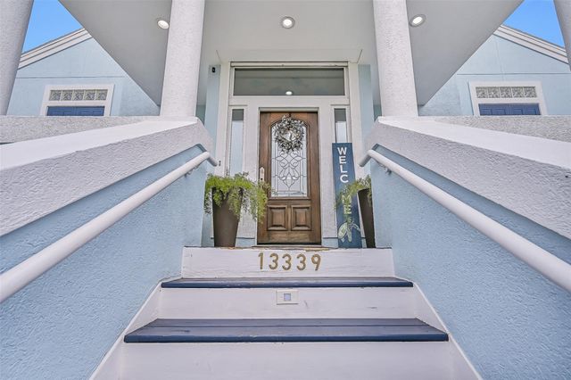 13339 Binnacle Way, Galveston, TX 77554