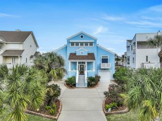 13339 Binnacle Way, Galveston, TX 77554