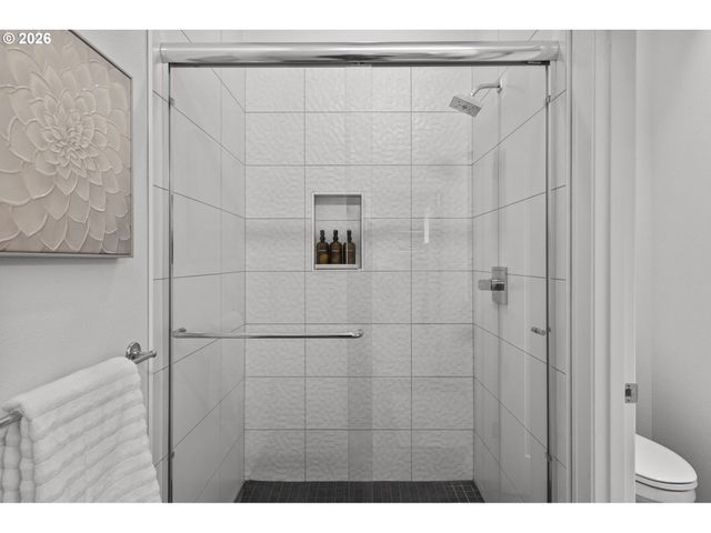 65 Ne 58TH Ave, Portland, OR 97213