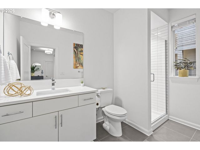 65 Ne 58TH Ave, Portland, OR 97213