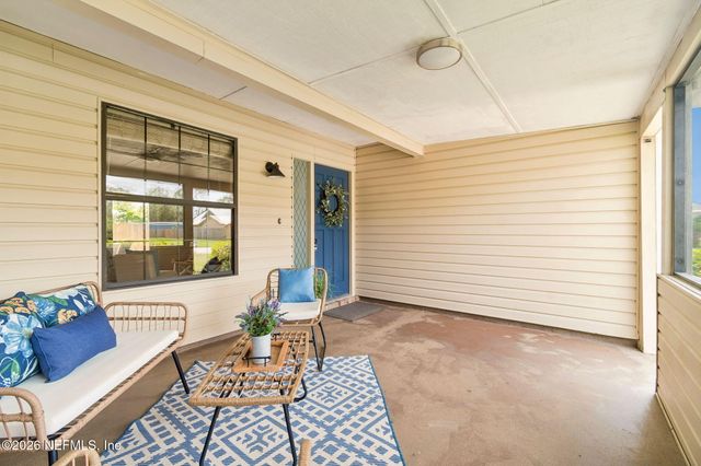6102 W 1ST Manor, Palatka, FL 32177