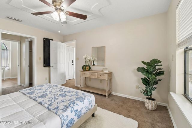 6102 W 1ST Manor, Palatka, FL 32177