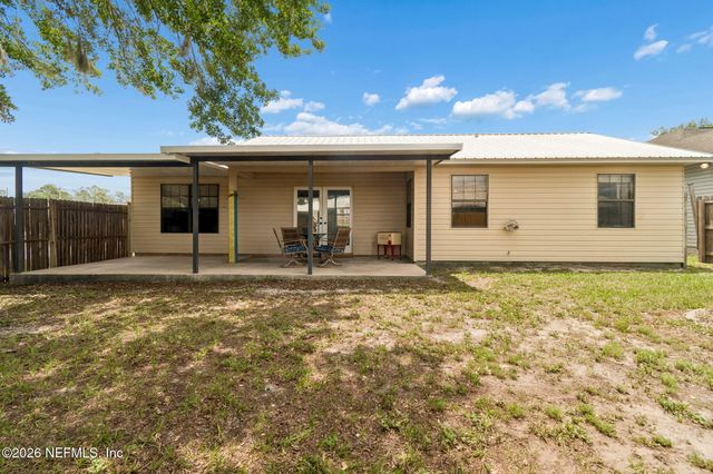 6102 W 1ST Manor, Palatka, FL 32177