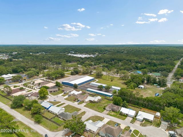 6102 W 1ST Manor, Palatka, FL 32177