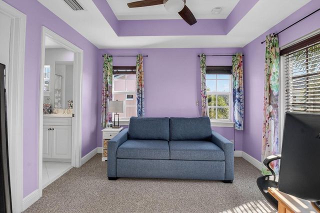 1037 W Heritage Club Circle, Delray Beach, FL 33483