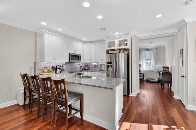 1037 W Heritage Club Circle, Delray Beach, FL 33483