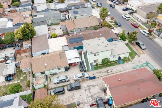 1166 E 64th Street, Los Angeles, CA 90001