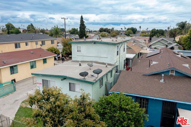 1166 E 64th Street, Los Angeles, CA 90001