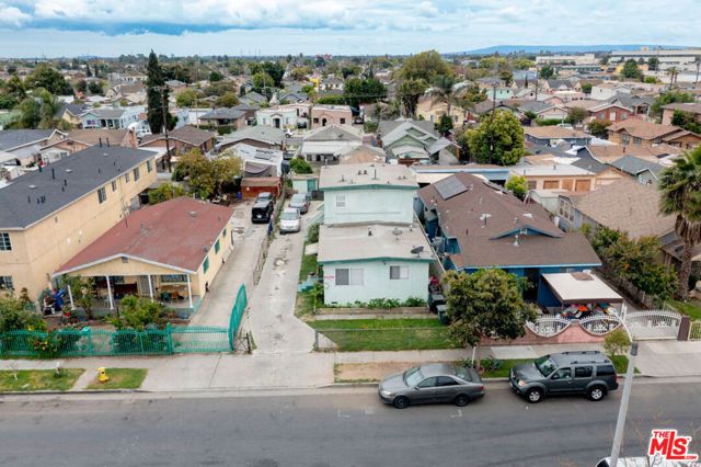 1166 E 64th Street, Los Angeles, CA 90001