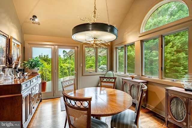 7 BITTERSWEET DR, West Chester, PA 19382