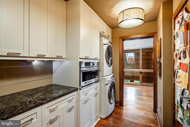 7 BITTERSWEET DR, West Chester, PA 19382