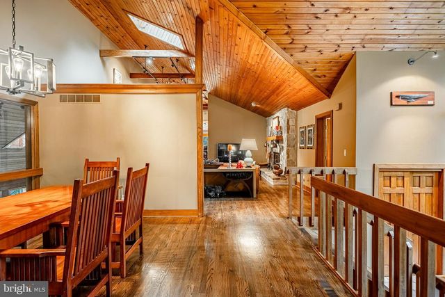7 BITTERSWEET DR, West Chester, PA 19382