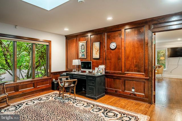 7 BITTERSWEET DR, West Chester, PA 19382