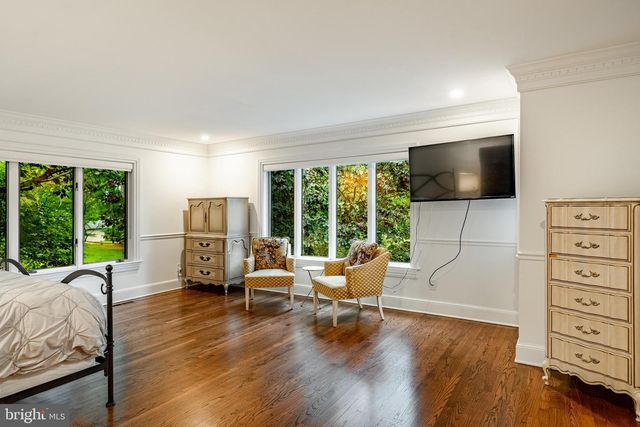 7 BITTERSWEET DR, West Chester, PA 19382