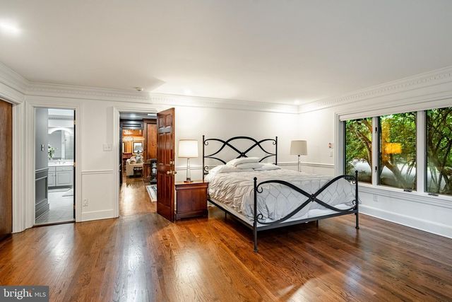 7 BITTERSWEET DR, West Chester, PA 19382