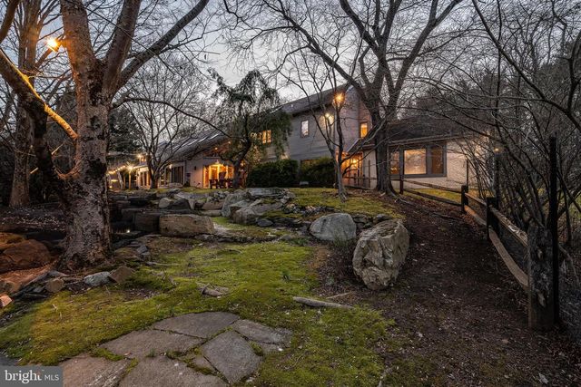 7 BITTERSWEET DR, West Chester, PA 19382