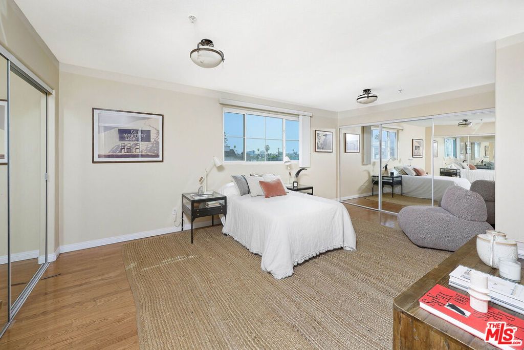 Image 20 of property listing at 3900 Beethoven Street 302, Los Angeles, CA 90066
