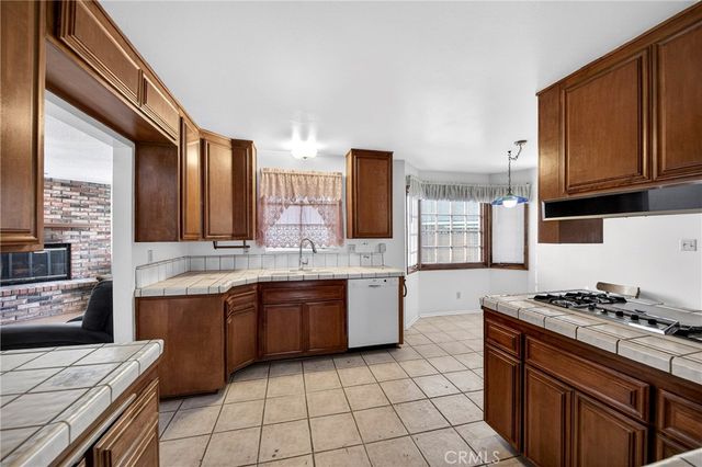 203 N Royal Place, Anaheim, CA 92806