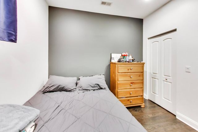 3815 N Kedzie Avenue 1N, Chicago, IL 60618