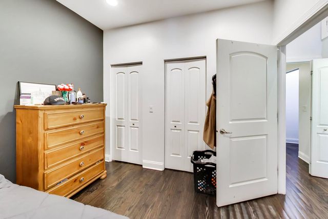 3815 N Kedzie Avenue 1N, Chicago, IL 60618