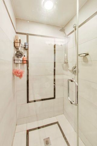 3815 N Kedzie Avenue 1N, Chicago, IL 60618