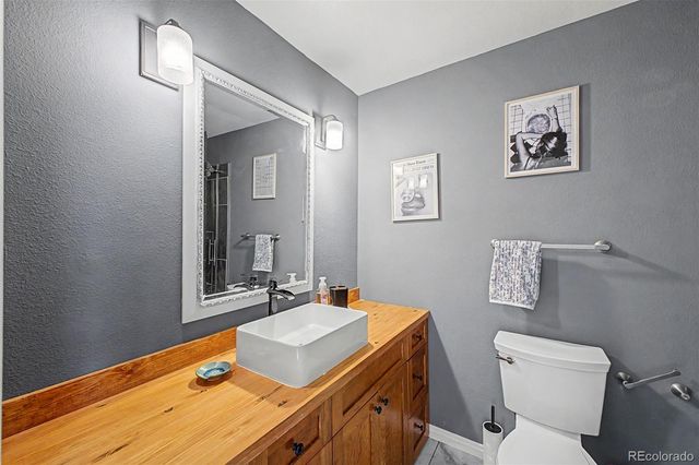 38 Navajo Court, Lyons, CO 80540