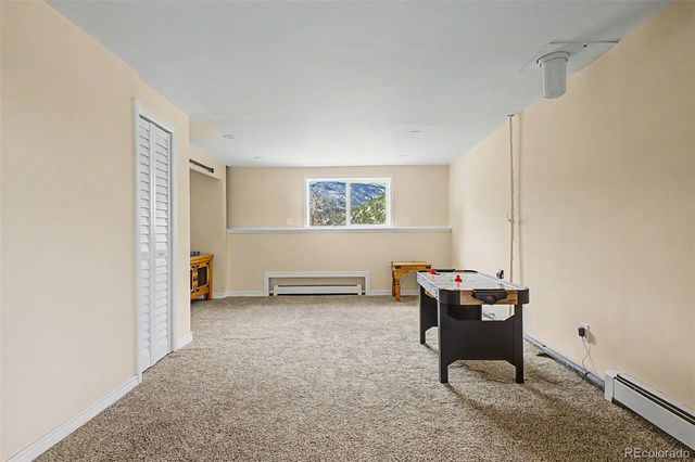 38 Navajo Court, Lyons, CO 80540
