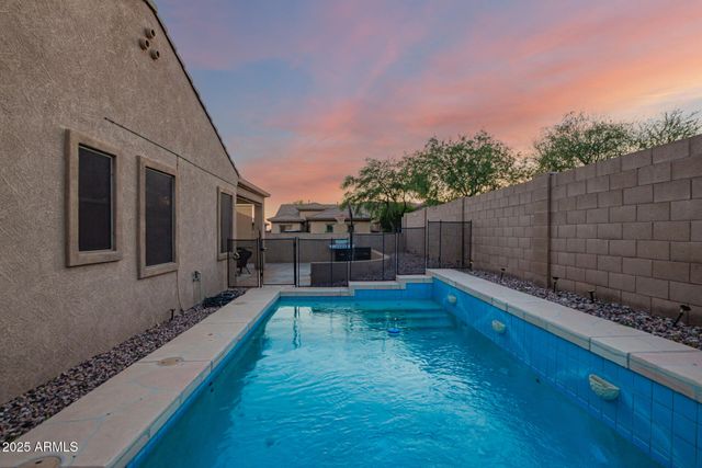 3438 W Little Hopi Drive, Phoenix, AZ 85086