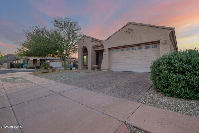 3438 W Little Hopi Drive, Phoenix, AZ 85086
