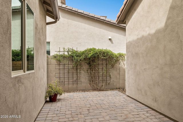 18316 N 65TH Place, Phoenix, AZ 85054