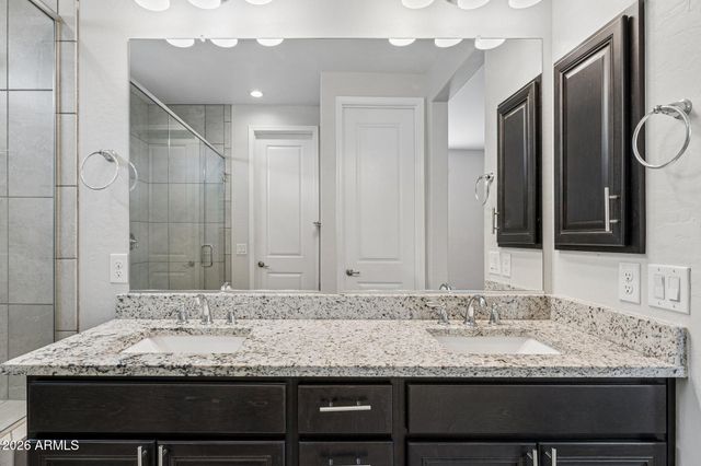 18316 N 65TH Place, Phoenix, AZ 85054