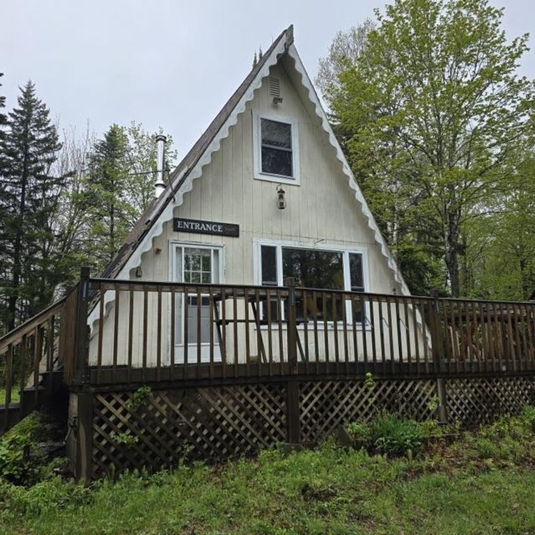 250 Kinney Hill Road, Newark, VT 05871