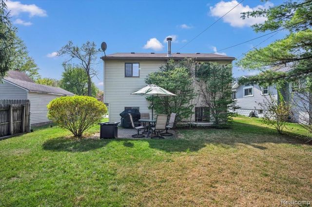 315 Pare Street, Clawson, MI 48017