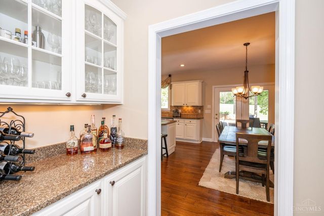 6206 Chappellfield Drive, West Chester, OH 45069