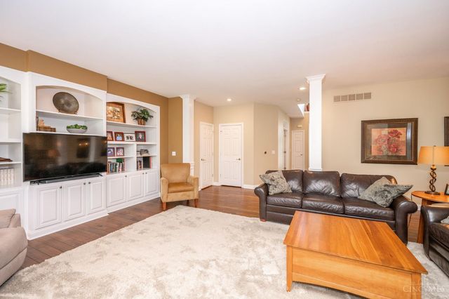 6206 Chappellfield Drive, West Chester, OH 45069