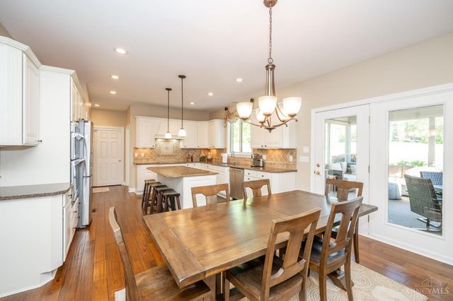 6206 Chappellfield Drive, West Chester, OH 45069