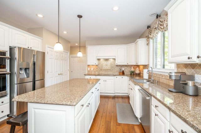 6206 Chappellfield Drive, West Chester, OH 45069
