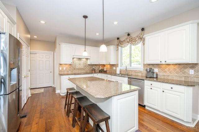 6206 Chappellfield Drive, West Chester, OH 45069