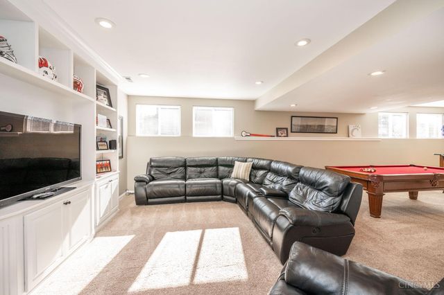 6206 Chappellfield Drive, West Chester, OH 45069