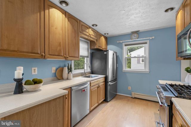 406 CATHERINE AVE, Linthicum Heights, MD 21090
