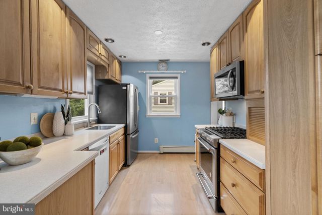 406 CATHERINE AVE, Linthicum Heights, MD 21090