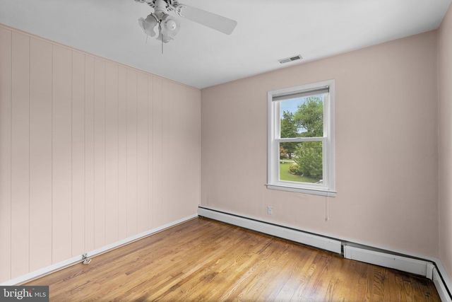406 CATHERINE AVE, Linthicum Heights, MD 21090