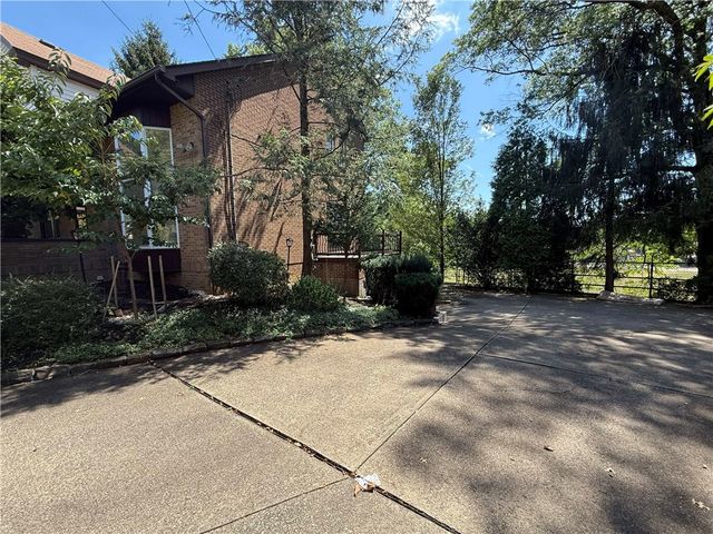 6436 Nicholson Street, Squirrel Hill, PA 15217