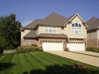 2450 Abbey Drive, Darien, IL 60561