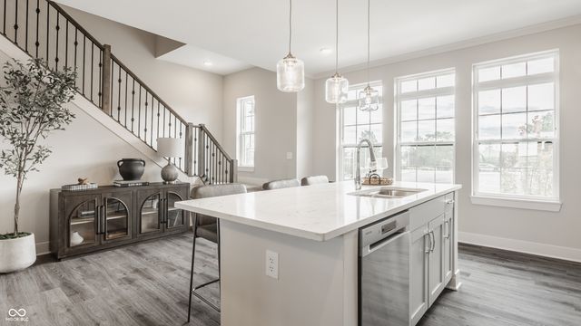 424 S Meridian Street, Greenwood, IN 46142