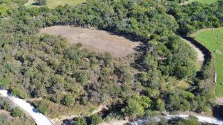 000 Bee Creek Road, Grandview, TX 76050