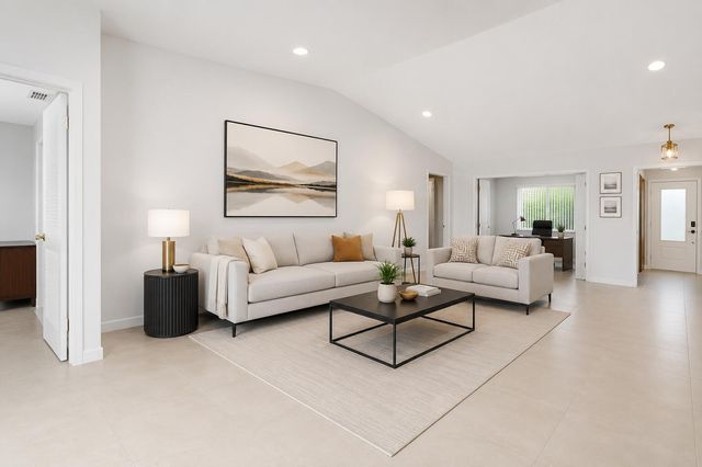 1541 SW 102nd Terrace, Davie, FL 33324
