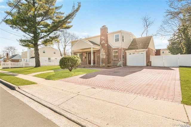 820 Southern Parkway, Uniondale, NY 11553