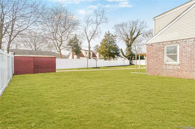 820 Southern Parkway, Uniondale, NY 11553